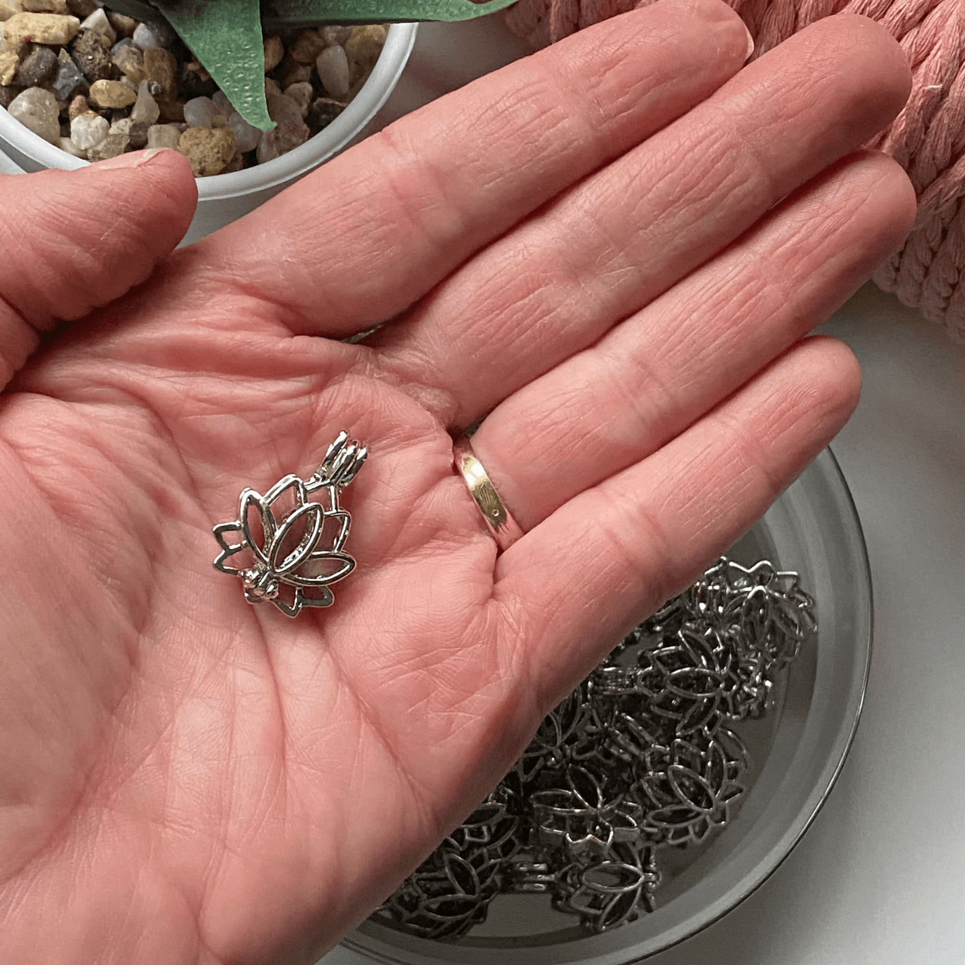10 Pack Lotus Cage Pendants | Antique Silver Tone | Fits 7mm pearl or Gemstone - Cottonknotsxx