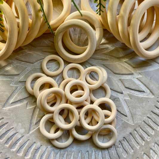 20/40 PACK Wooden Rings 30mm | Smooth unfinished craft rings - Cottonknotsxx