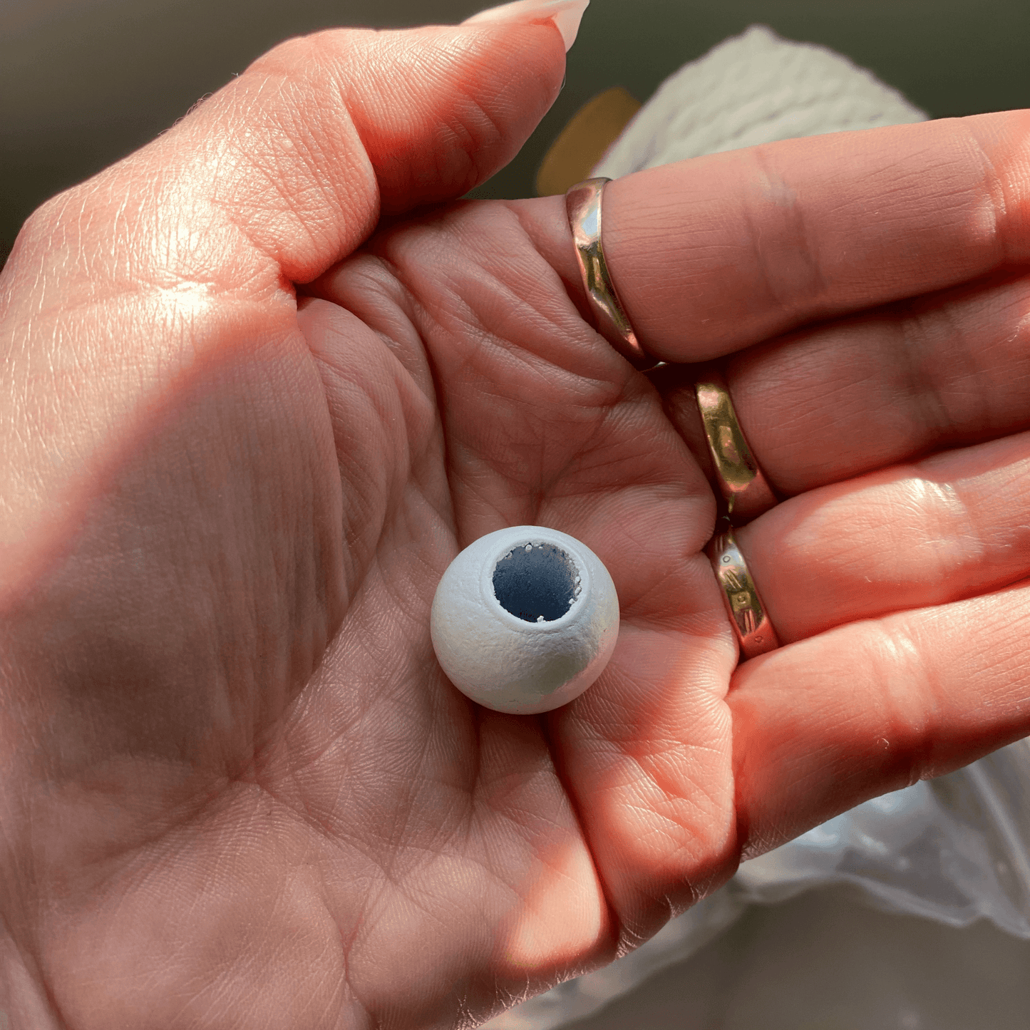 24 Pack Large White Beads | 20mm x 15mm | 10mm Hole - Cottonknotsxx