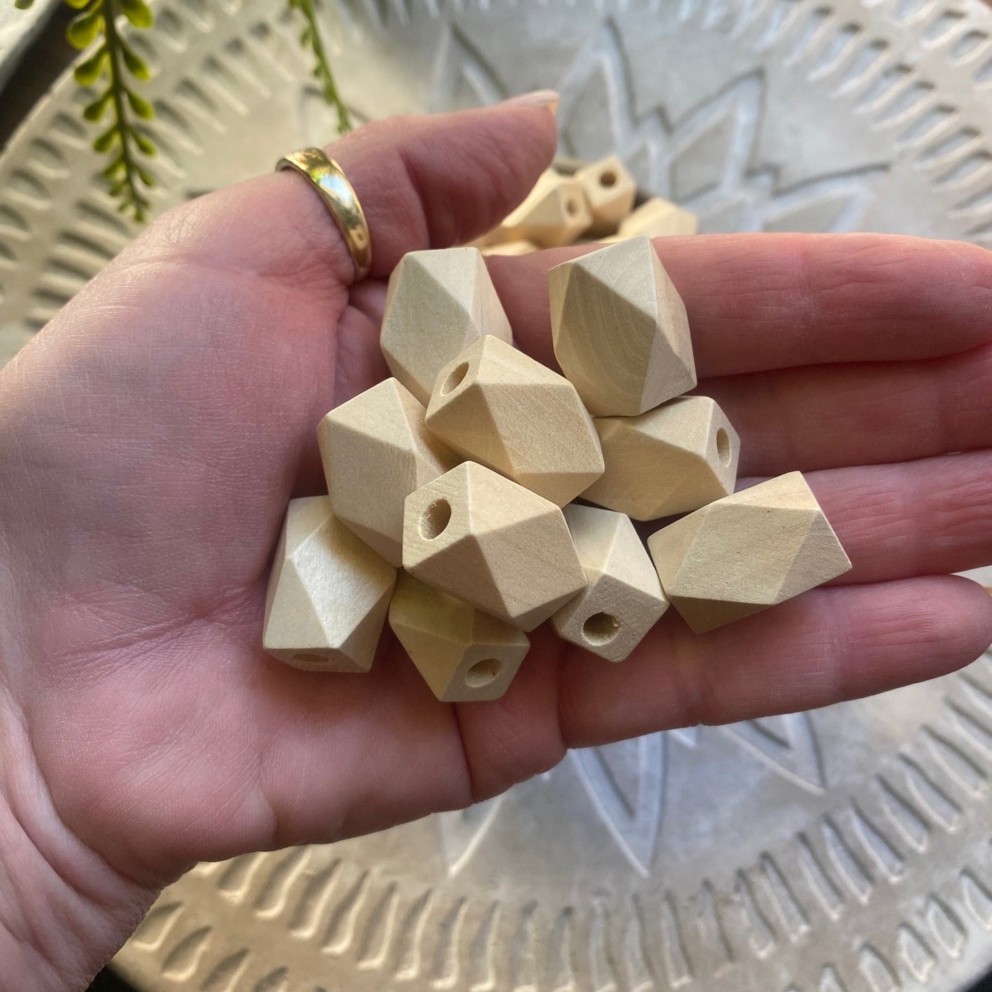 24 Pack | Natural Polygon Wooden Beads | 22x14.5x14mm | Hole 3~4mm - Cottonknotsxx