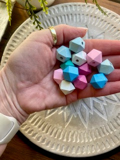 24 Pack | Polygon Wooden Beads | 15mm | Hole 3.5mm | MIXED COLOURS - Cottonknotsxx
