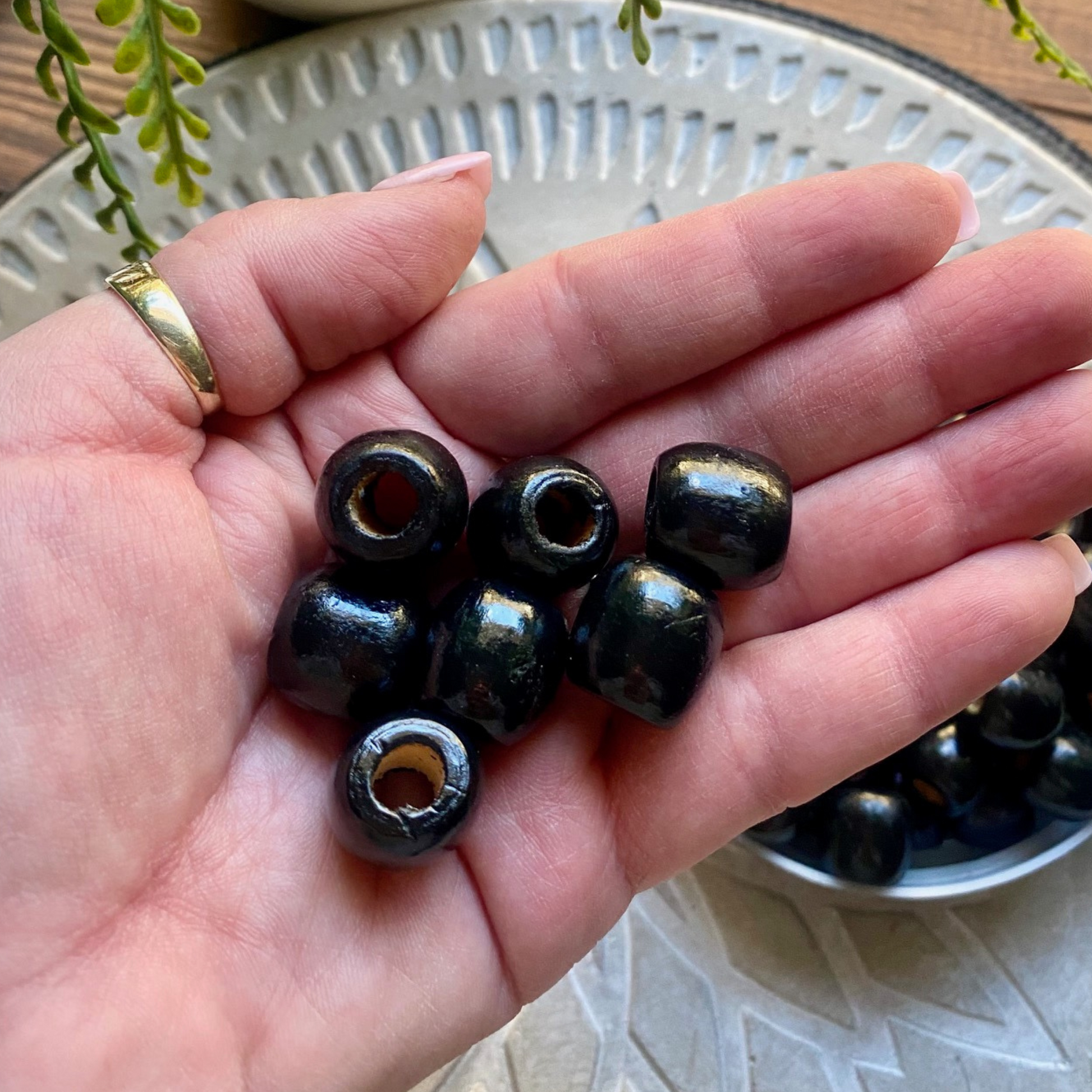 24 Pack | Wooden Round Beads | 16 x 17mm | Hole 8mm | Black - Cottonknotsxx