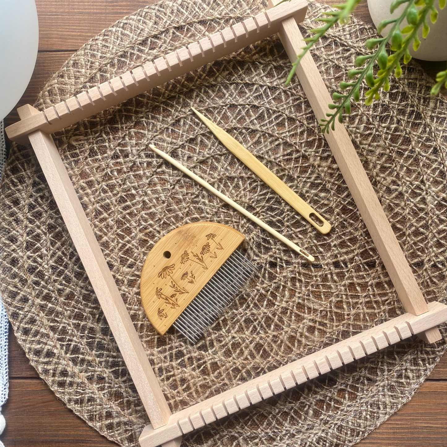 Medium Weaving Loom, Includes Tools | 28cm x 22cm | Wooden Tapestry Weaving Tools - Cottonknotsxx