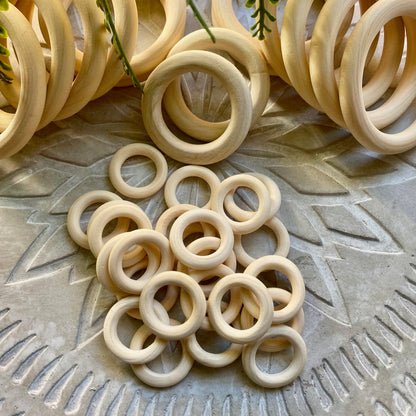 20/40 PACK Wooden Rings 30mm | Smooth unfinished craft rings - Cottonknotsxx