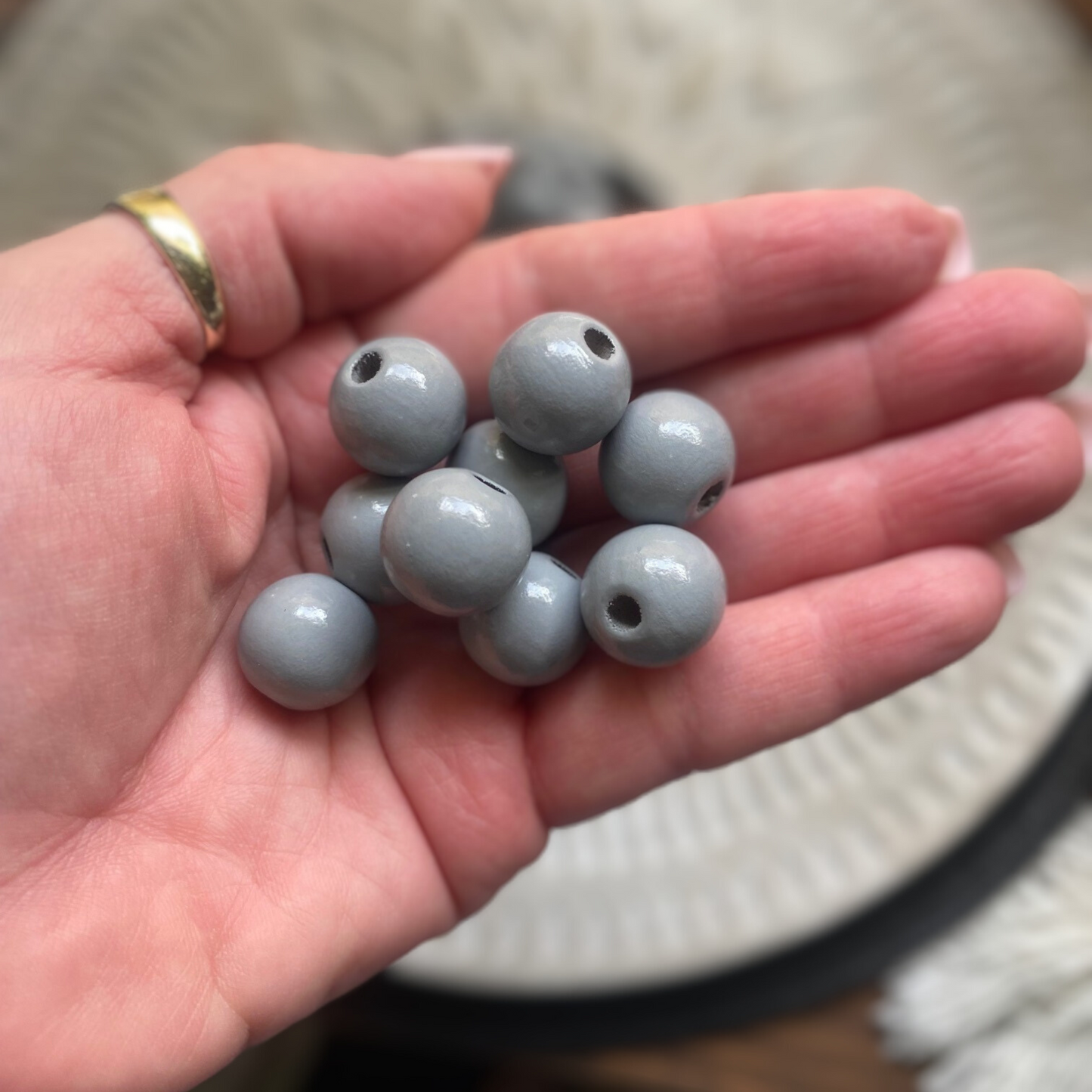 24 Pack | Round Wooden Beads | 16mm | Hole 4mm | Steel - Cottonknotsxx