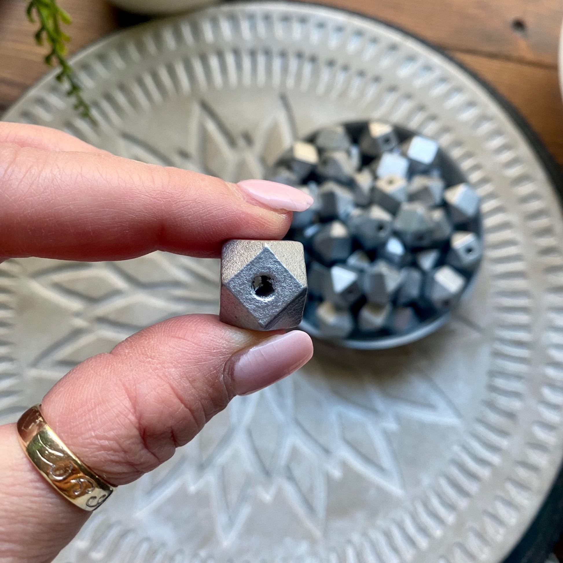 24 Pack | Wooden Polygon Beads | 15.5 x 16 x 16mm | Hole 3.5mm | Silver - Cottonknotsxx