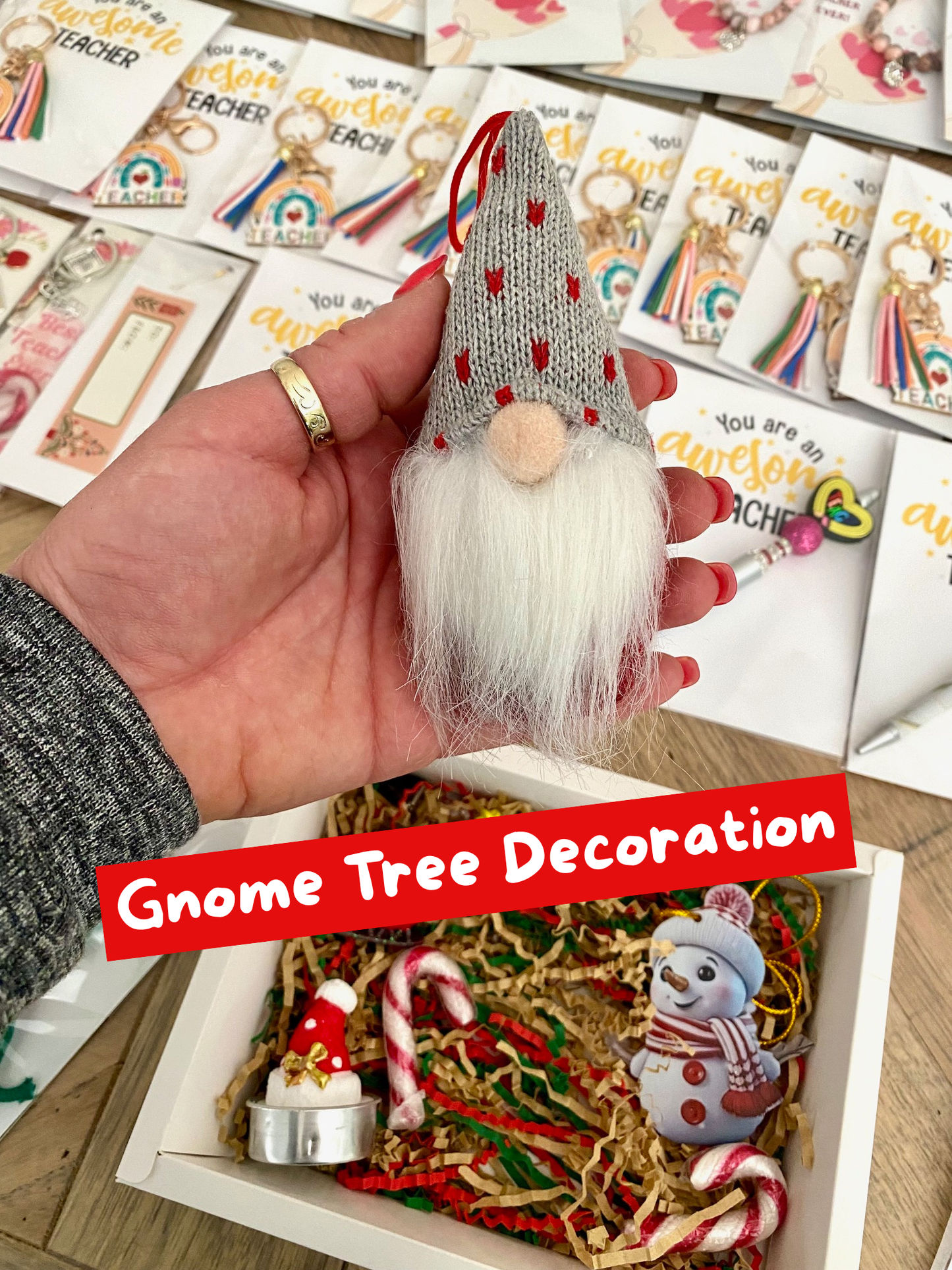 Jolly & Bright – Christmas Festivity Pack of Ornaments 🎄6 Items Included